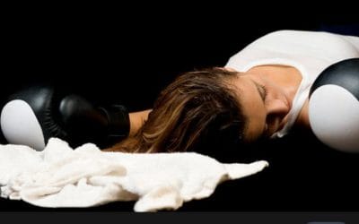 «Tirar la Toalla»: Expresiones Que Conoces y Usas, Pero no Sabes de Dónde Vienen.
